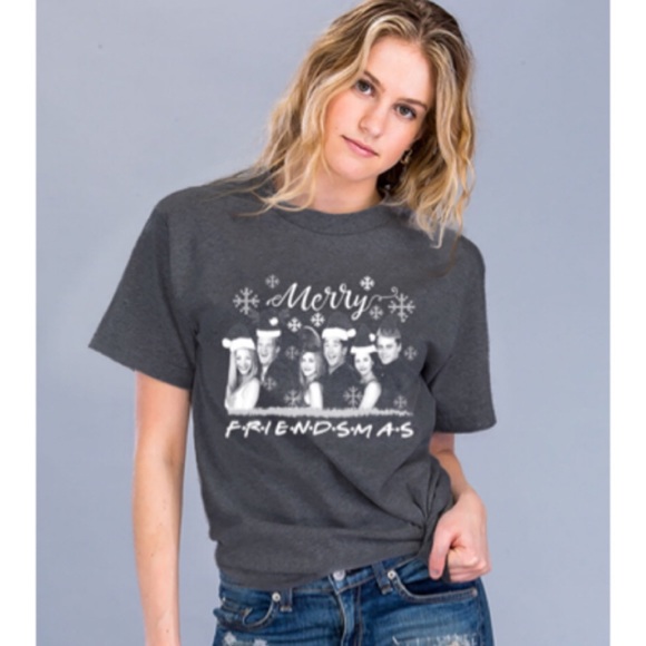 ‘Merry Friendsmas’ Short Sleeve Tee SZ S! NEW! - Picture 8 of 11